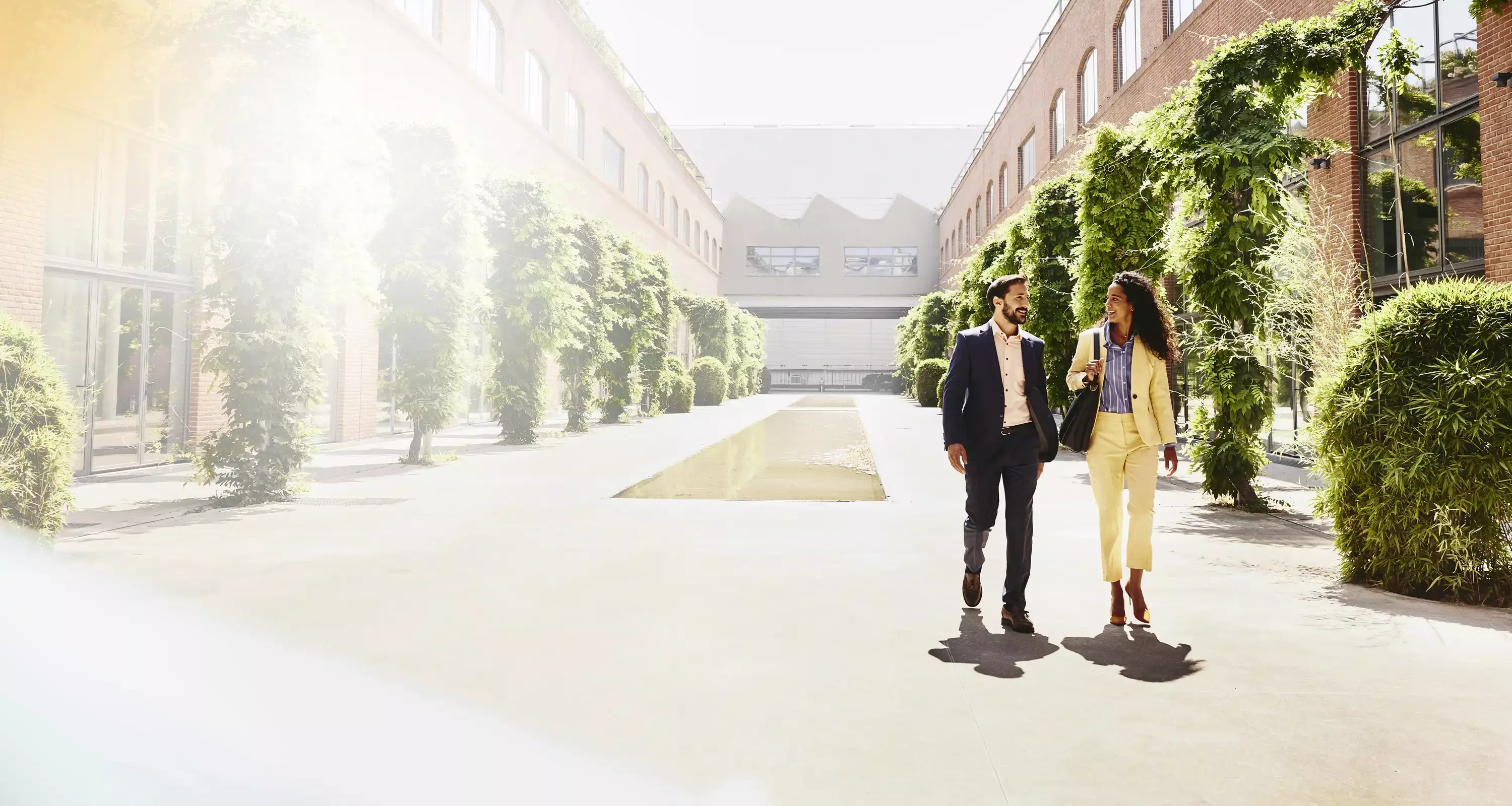 two_people_outdoor_talking
